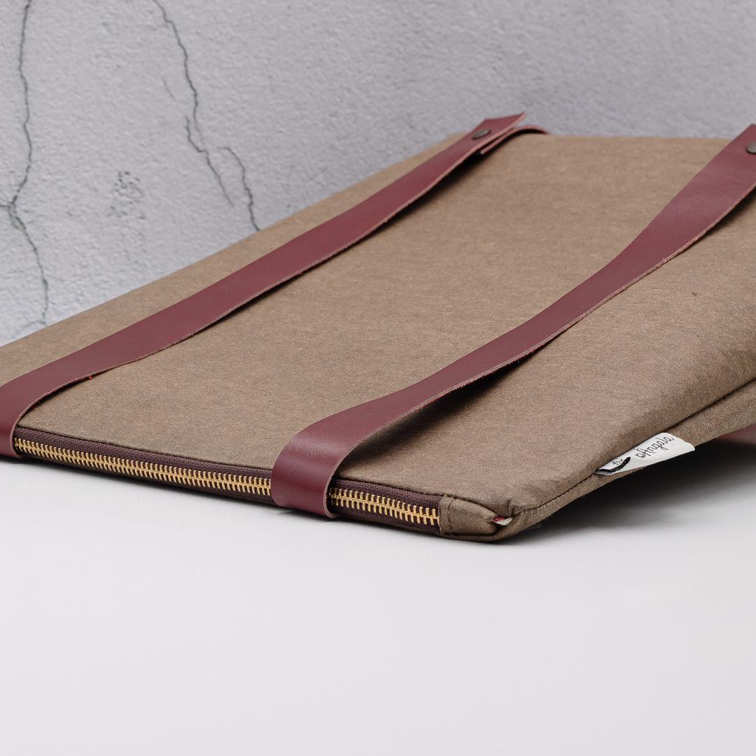 mochila papel lavable minimalista mediana urbana marron granate sostenible