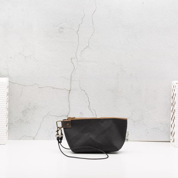 Estuche TOTAL-TOTAL Negro MoKa