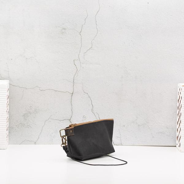 Estuche TOTAL-TOTAL Negro MoKa